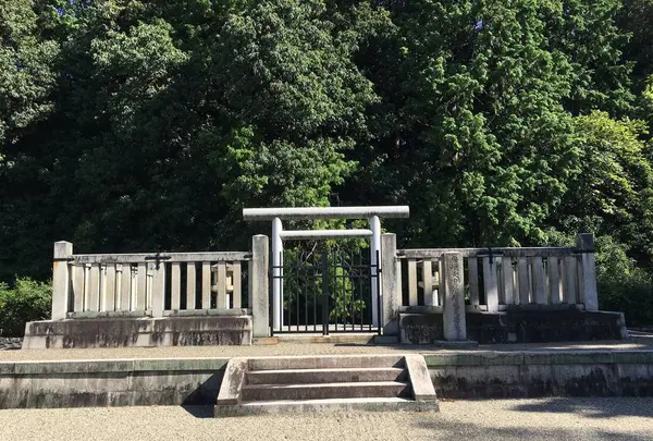 安康天皇菅原伏見西陵拝所の写真・動画_image_291467