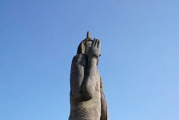 お顔はいやーよ