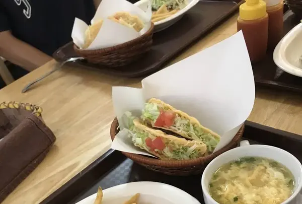 タコライス＆タコス専門店 うちのやまち 10年以上試行錯誤したタコスに独自配合したオリジナルスパイス、オリジナルソース、沖縄の塩、ミート、お米等タコス好きオーナーのこだわりが沢山。ここでしか味わえない味を是非ご堪能ください。の写真・動画_image_310340