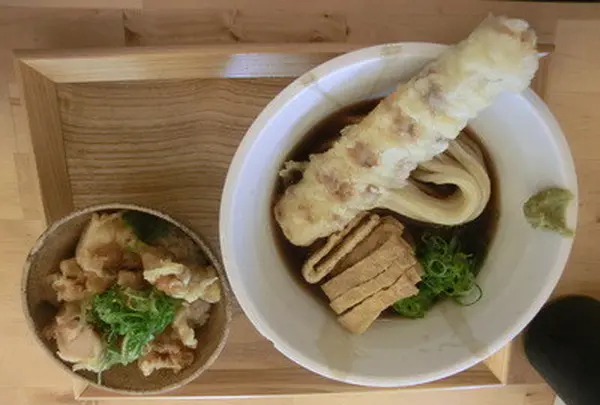 築港麺工房