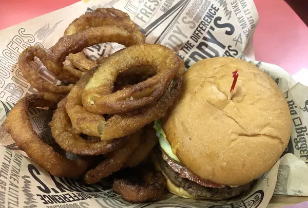 Teddy's Bigger Burgers Waikiki （テディーズ・ビガー・バーガー）の写真・動画_image_321683
