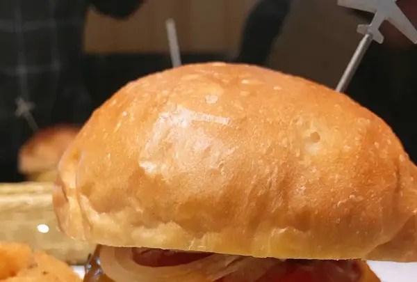ダグズ・バーガーの写真・動画_image_338947