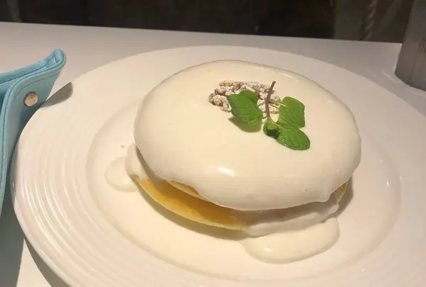 ココナッツパンケーキ