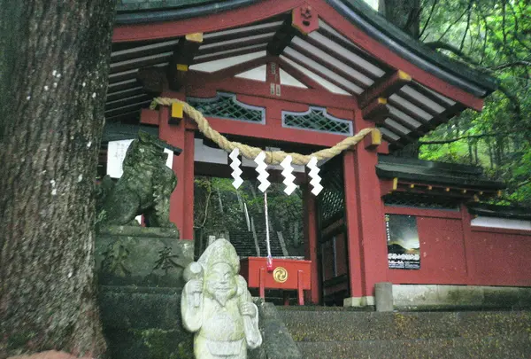 登拝門から山の霊気が…！