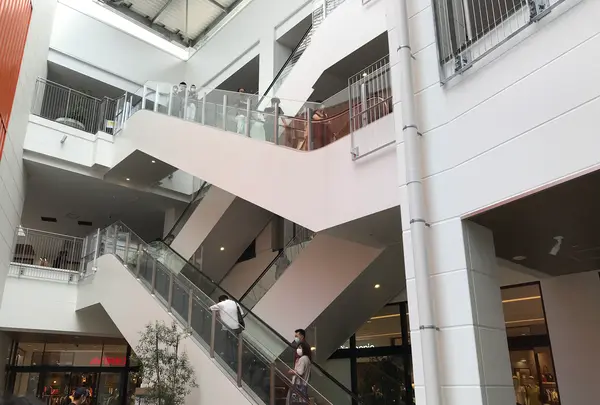 横浜ベイサイドマリーナの写真・動画_image_363020