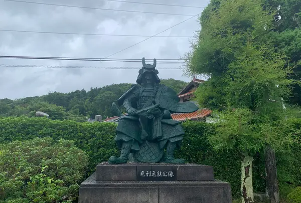 三矢の訓の碑の写真・動画_image_372075