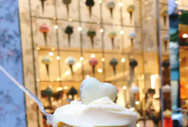 Venchi Ginza（ヴェンキ 銀座店）の写真・動画_image_373000