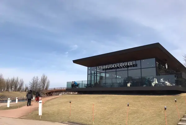 スターバックスコーヒー 富山環水公園店（STARBUCKS COFFEE）の写真・動画_image_382150