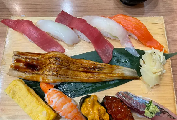 沼津 魚がし鮨 羽田空港店の写真・動画_image_405501