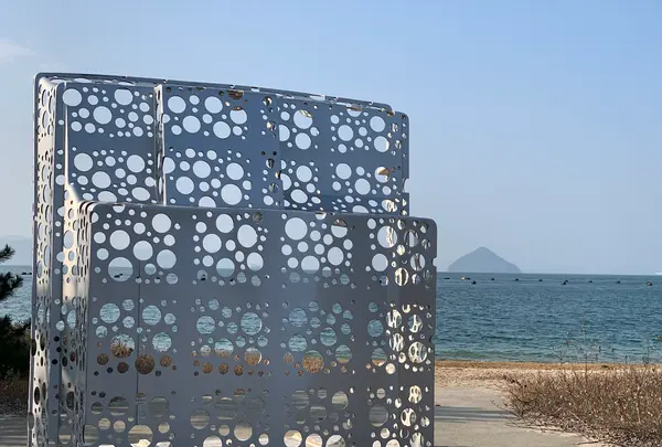 シップヤード・ワークス 船尾と穴の写真・動画_image_407750