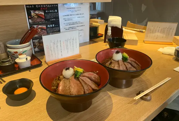【閉業】神楽坂 翔山亭 黒毛和牛贅沢重専門店の写真・動画_image_409053