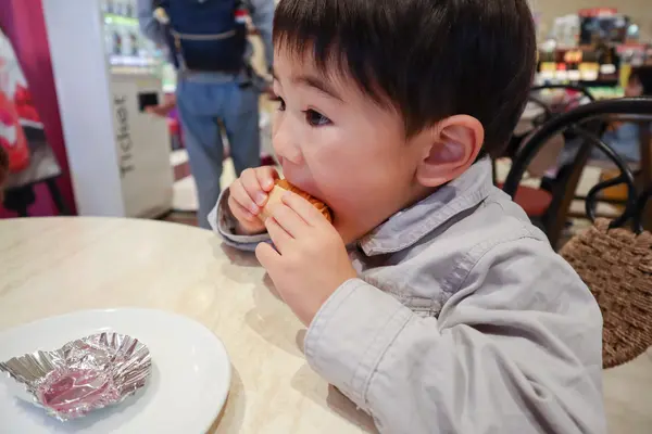 御菓子御殿 名護店 （ やんばる亜熱帯の森 ）の写真・動画_image_415242