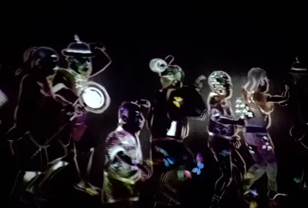 【閉業】森ビルデジタルアートミュージアム：エプソン チームラボボーダレス（MORI Building Digital Art Museum: EPSON teamLab Borderless）の写真・動画_image_416307