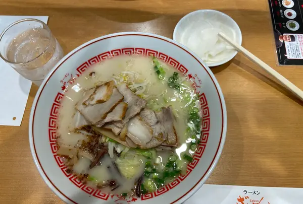 ざぼんラーメンアミュプラザ店の写真・動画_image_423874