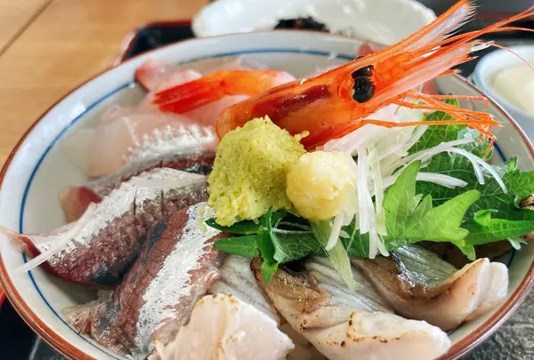 氷見 魚市場食堂 の写真・動画_image_425976