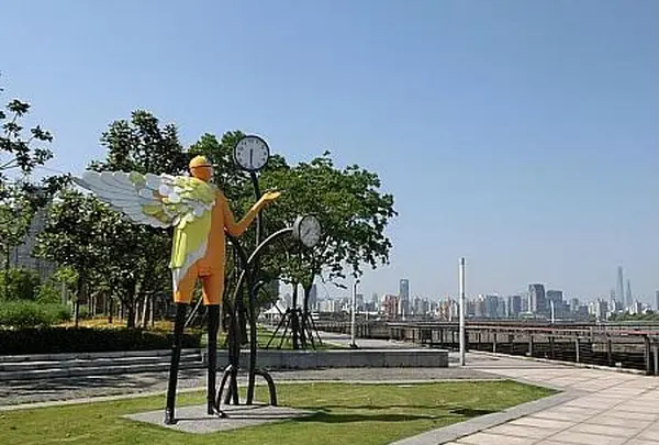 上海龍美術館西岸館停車場の写真・動画_image_449880