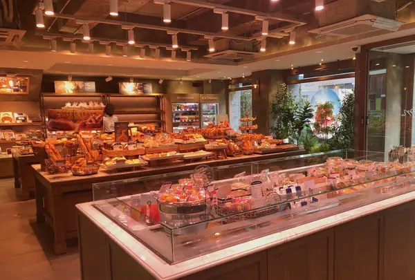 PARIS BAGUETTE 明洞本店/パリバゲトゥ ミョンドンポンジョム/파리바게뜨 명동본점の写真・動画_image_452843