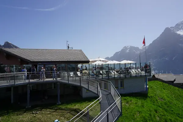 First Mountain cliff walkの写真・動画_image_453011