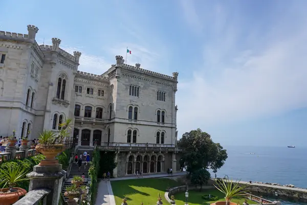 ミラマール城の写真・動画_image_454210