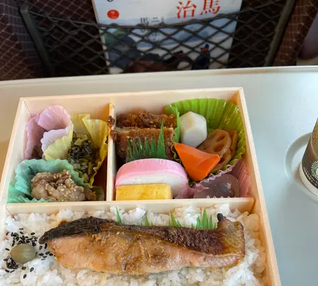 東海道新幹線京都駅東京方面行きホームの写真・動画_image_458616