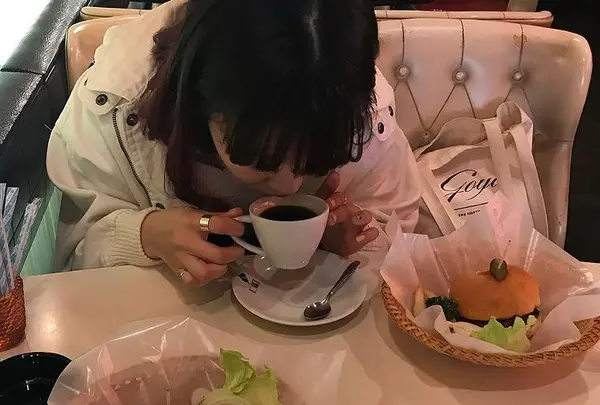 ボンネットの写真・動画_image_469722