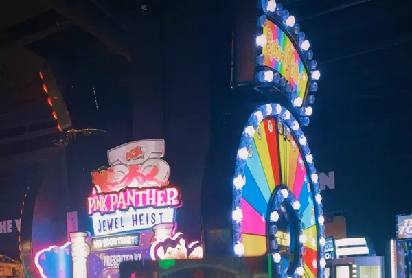 ラッキー ストライク ソーシャル ホノルルの写真・動画_image_478658