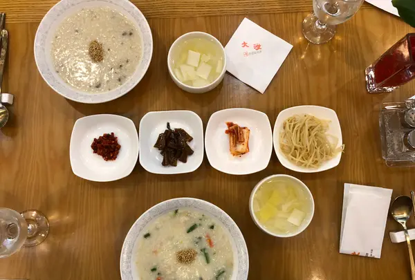 大汝(テヨ)粥専門飲食店/テヨチュッチョンムンウムシクチョム/대여죽전문음식점の写真・動画_image_484458