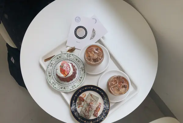 assiette &/アシエット エン/아씨에뜨앤の写真・動画_image_484743
