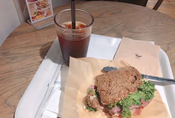 PARIS BAGUETTE 明洞本店/パリバゲトゥ ミョンドンポンジョム/파리바게뜨 명동본점の写真・動画_image_484753