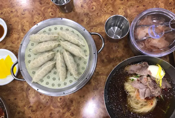 春夏秋冬ミルミョン 本店/チュナチュドンミルミョン ポンジョム /춘하추동밀면 본점の写真・動画_image_487653