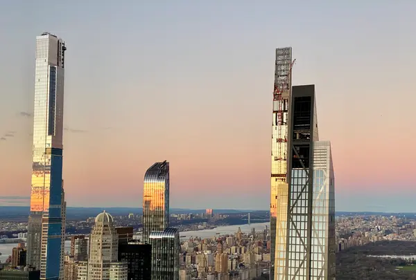 トップ オブ ザ ロックの写真・動画_image_491411