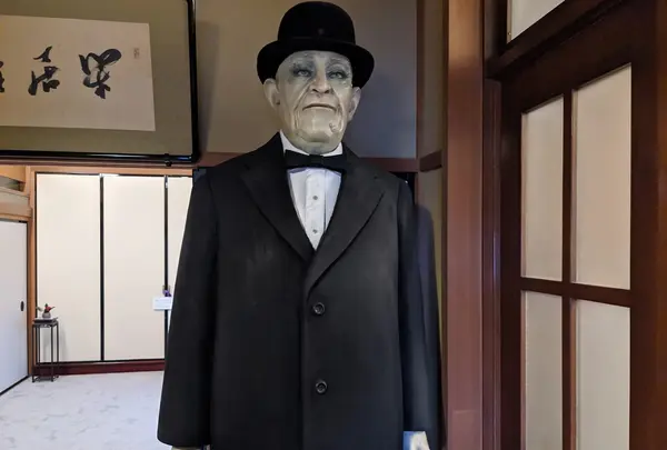 ルネ・マグリットの男