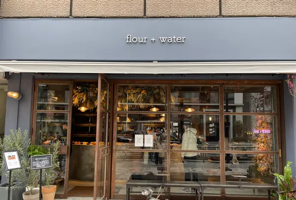 flour＋water(フラワーアンドウォーター)の写真・動画_image_505207
