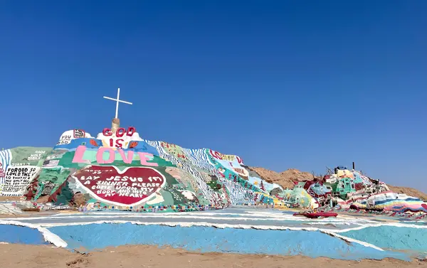 サルヴェーション・マウンテンの写真・動画_image_507646