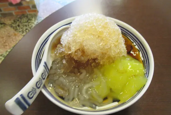 日発熱滷豆干•粉条緑豆氷大渓老街の写真・動画_image_532546