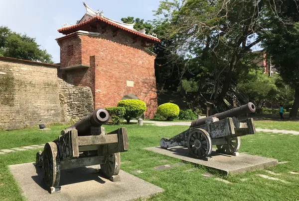 台湾府城城垣小東門段残蹟の写真・動画_image_546117