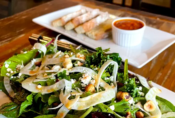 Crust Pizzeria Napoletana - Guam Pizza & Pasta Restaurantの写真・動画_image_547786