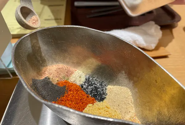 根元 八幡屋礒五郎の写真・動画_image_554067