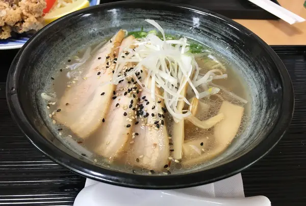 数量限定の藻塩ラーメン
