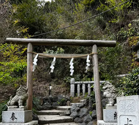 銭洗弁財天 宇賀福神社の写真・動画_image_592210