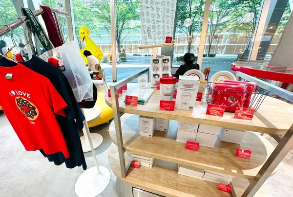 クリスピー・クリーム・ドーナツ 東京国際フォーラム店の写真・動画_image_610614