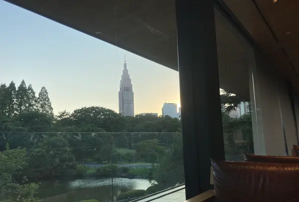 スターバックスコーヒー 新宿御苑店の写真・動画_image_624137