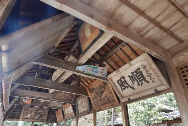 大避神社