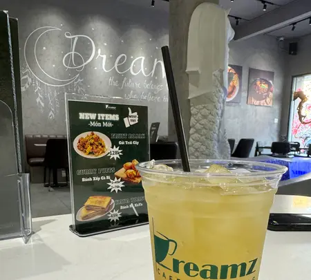 Dreamz Cafe and Diningの写真・動画_image_668880