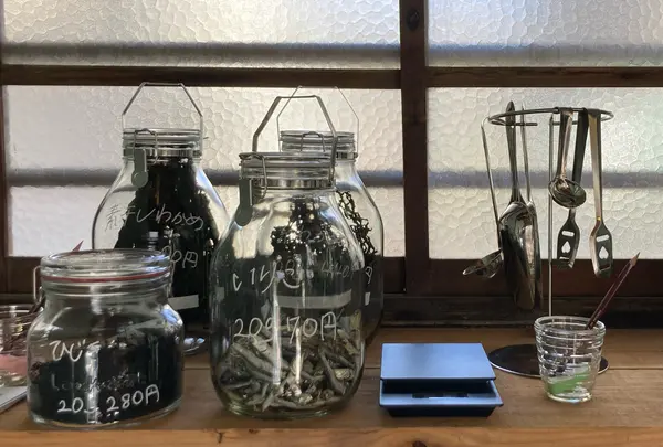 思ん量り(おもんぱかり)の写真・動画_image_675095