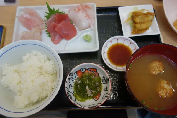 尾崎商店 魚まる食堂の写真・動画_image_699273