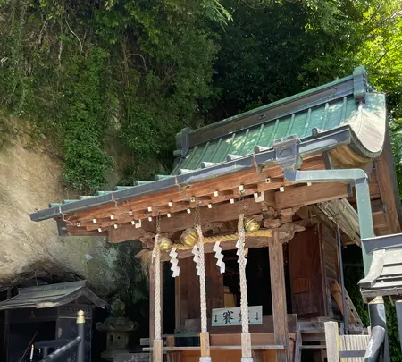 銭洗弁財天 宇賀福神社の写真・動画_image_708907