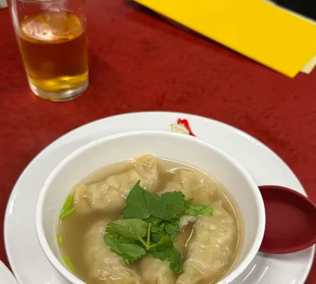 夷川餃子なかじま 団栗店の写真・動画_image_728609