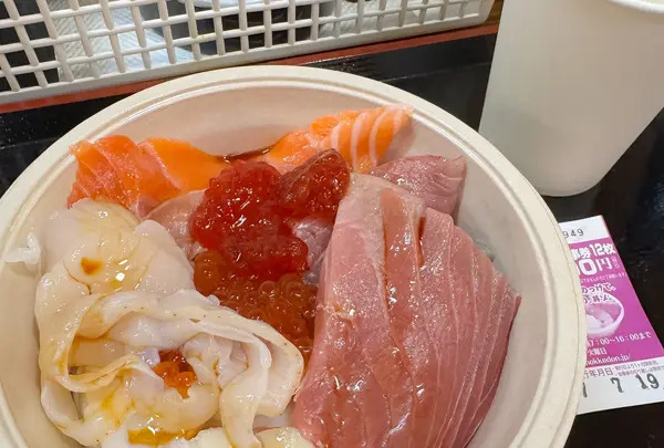 古川市場 のっけ丼 青森魚菜センターの写真・動画_image_771898