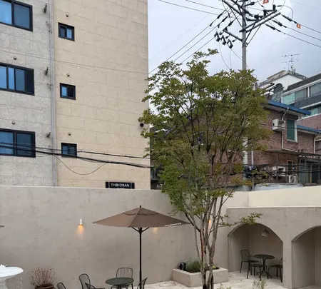スターバックス 奨忠ラウンジR店の写真・動画_image_821823